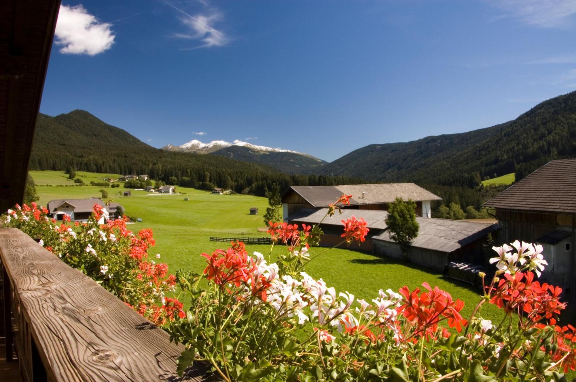 Marenklhof Villa Tesido Bagian luar foto